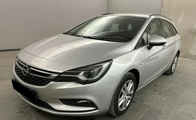 opel Opel Astra cena 32500 przebieg: 210000, rok produkcji 2018 z Nisko